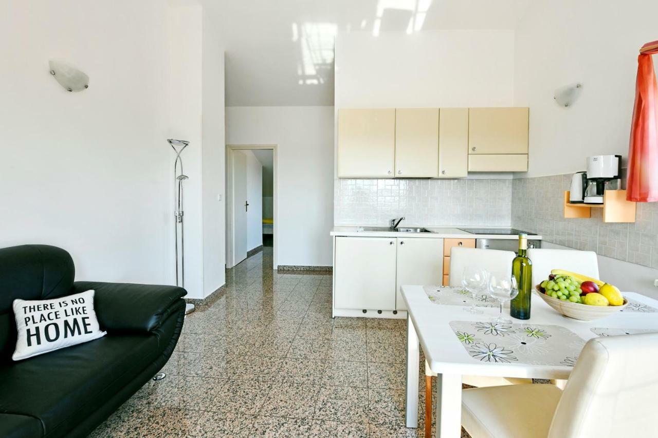 Apartman Del Mar Apartment Poreč Exterior foto
